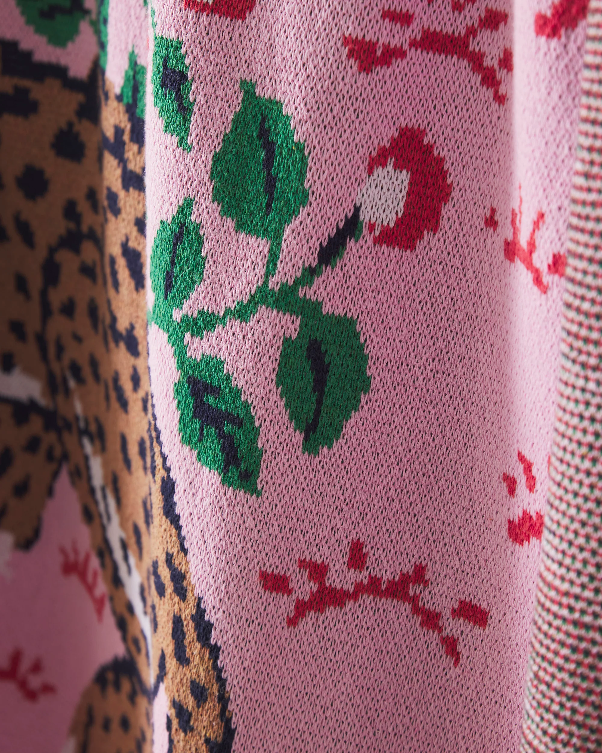 Bagheera - Knit Throw Blanket - Blush - Image 4