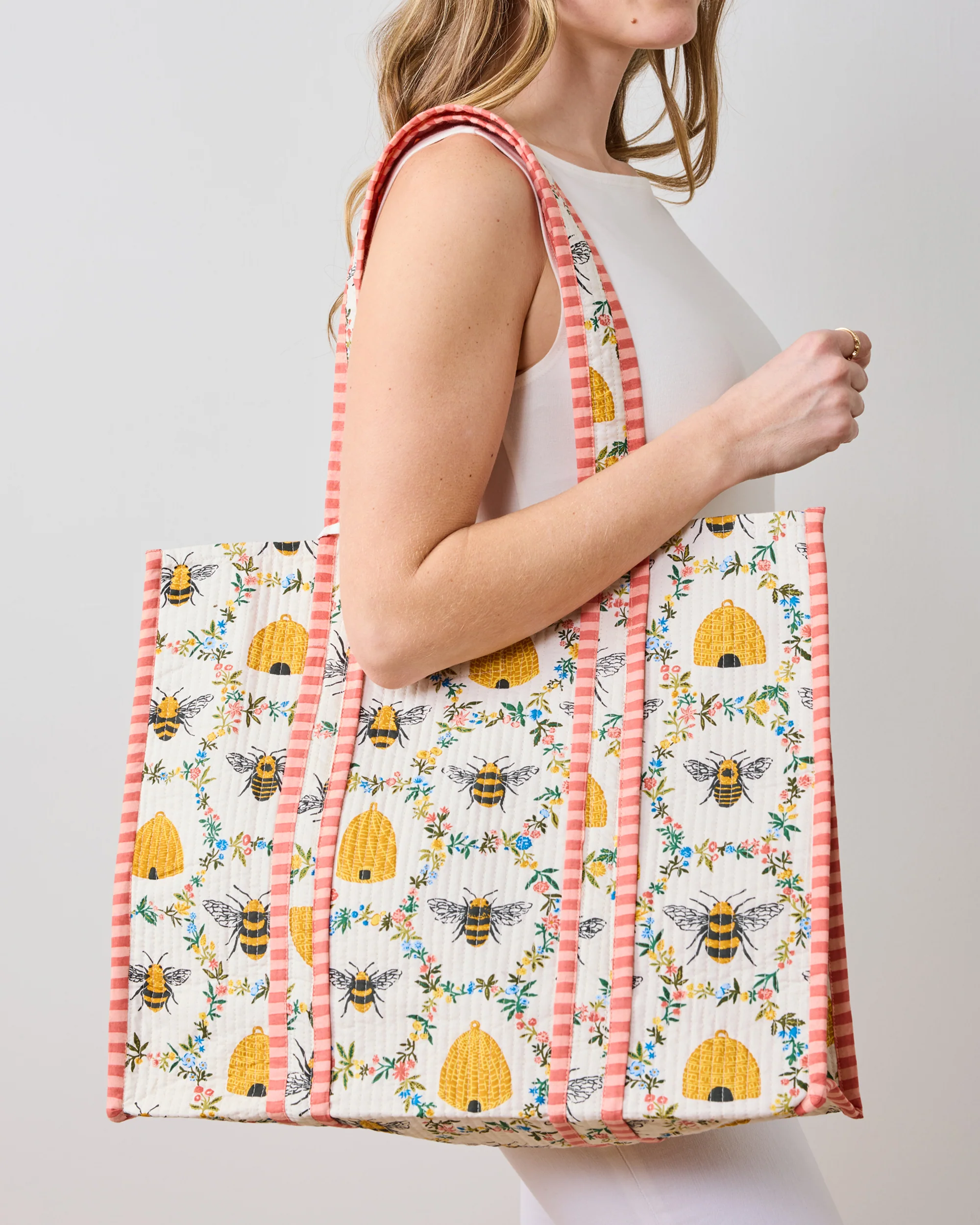 Sweet Bee - The Traveler Tote - Cream - Image 4