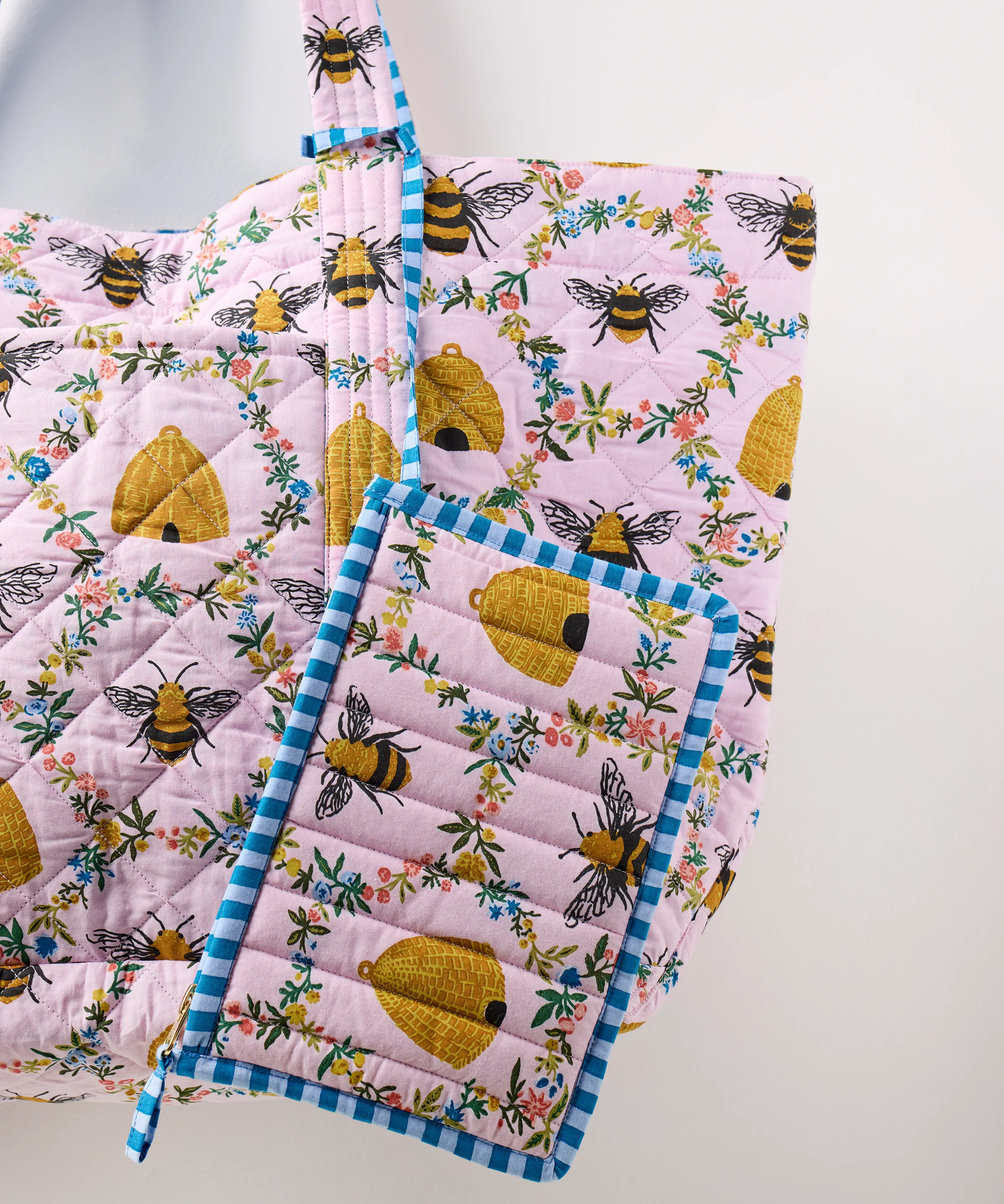 Sweet Bee - Weekender Bag - Pink Petal - Image 3