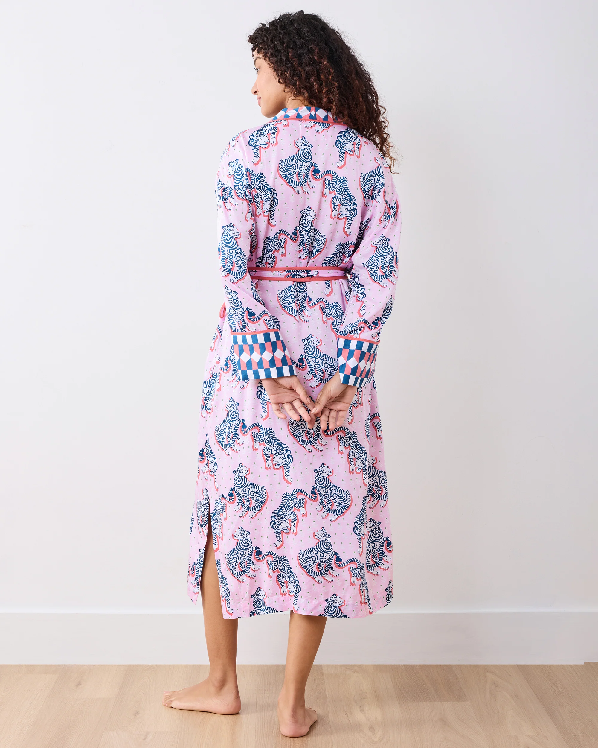 Tiger Queen - Eco Satin Robe - Blush & Bashful - Image 4
