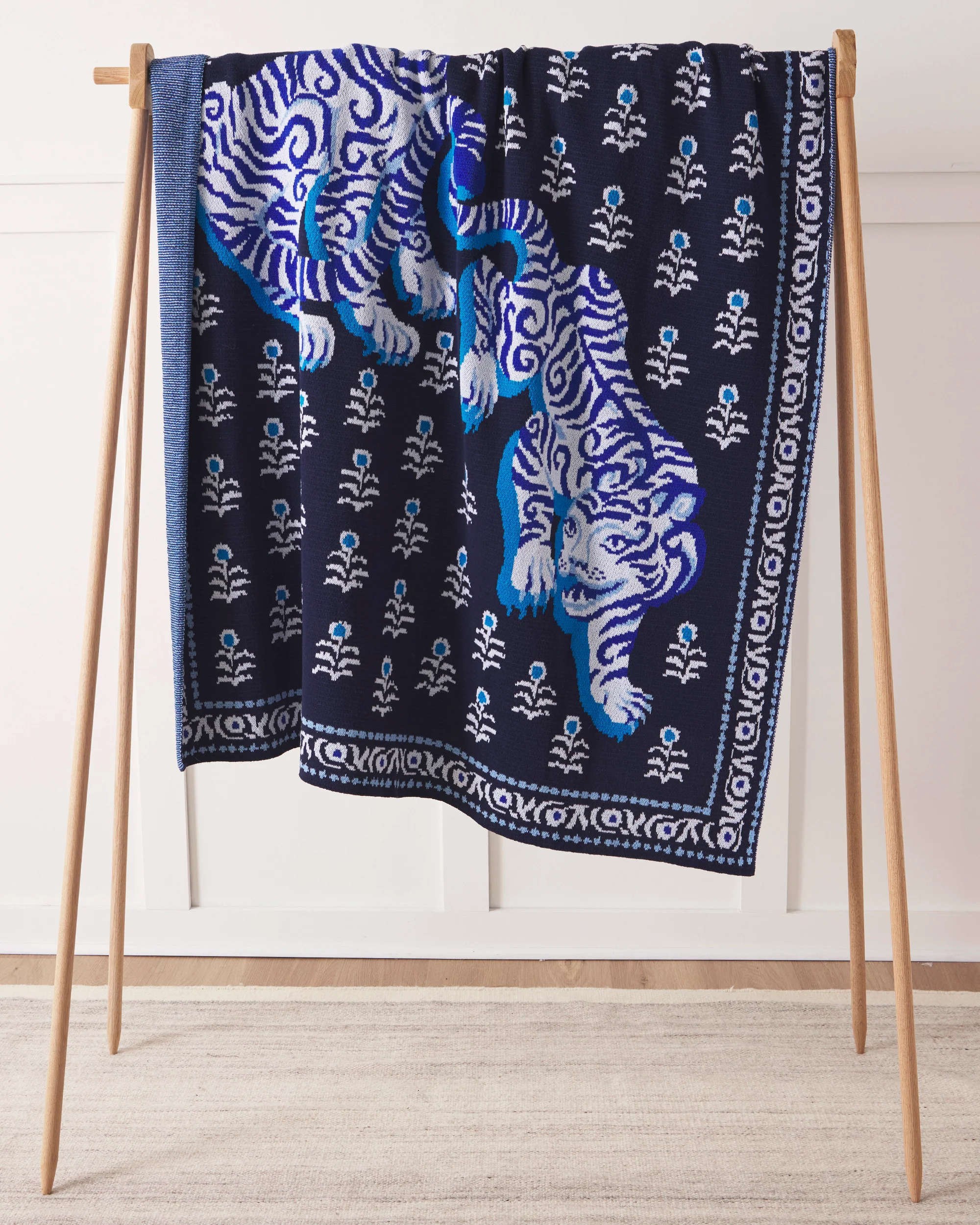 Tiger Queen - Knit Throw Blanket - Navy - Image 5